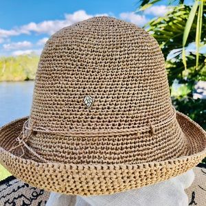 Helen Kaminski Provence Hat